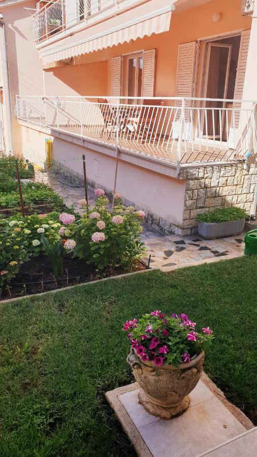 Apartamento House Maric Poreč Exterior foto